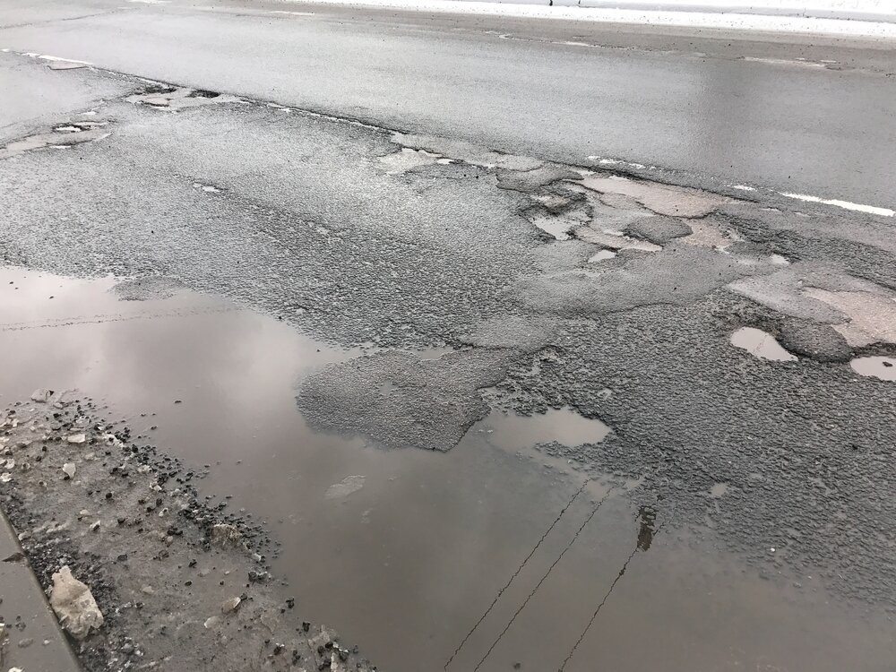 Freeze-Thaw Damage of Poor Drainage on Asphalt